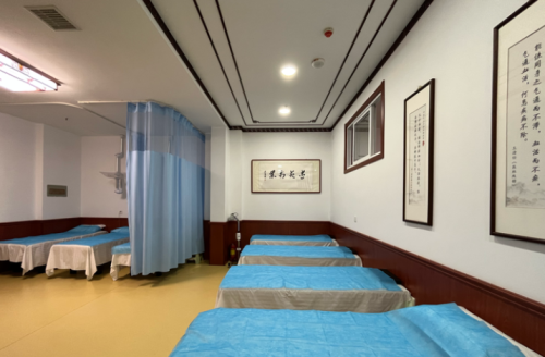 太原登貴堂醫(yī)療管理萬柏林迎澤西大街中醫(yī)門診部 依托總公司授權，規(guī)范開展經(jīng)營活動